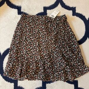 Hollister Ruffled Skater Skirt NWT